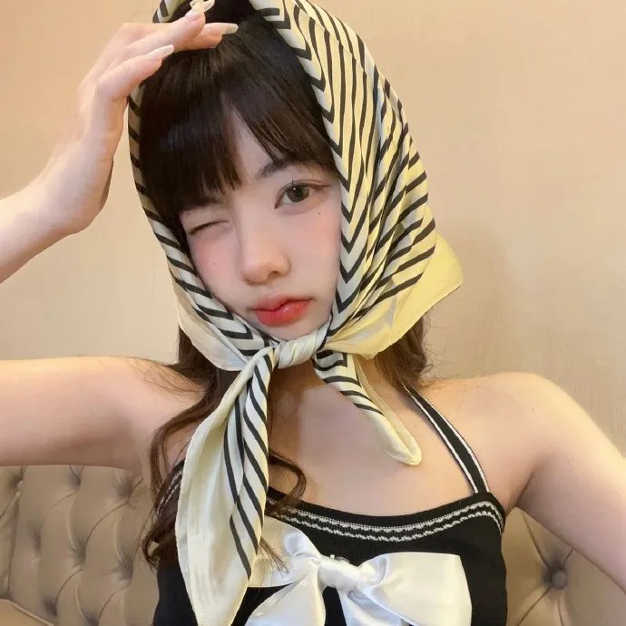 糊涂特务野娇娃