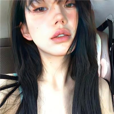 倒挂的爱丽丝